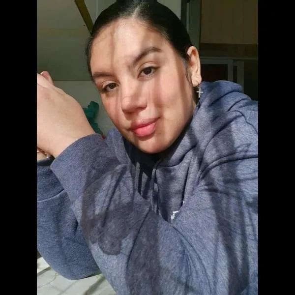 Live sex webcam photo for ColetteHillss #3235744