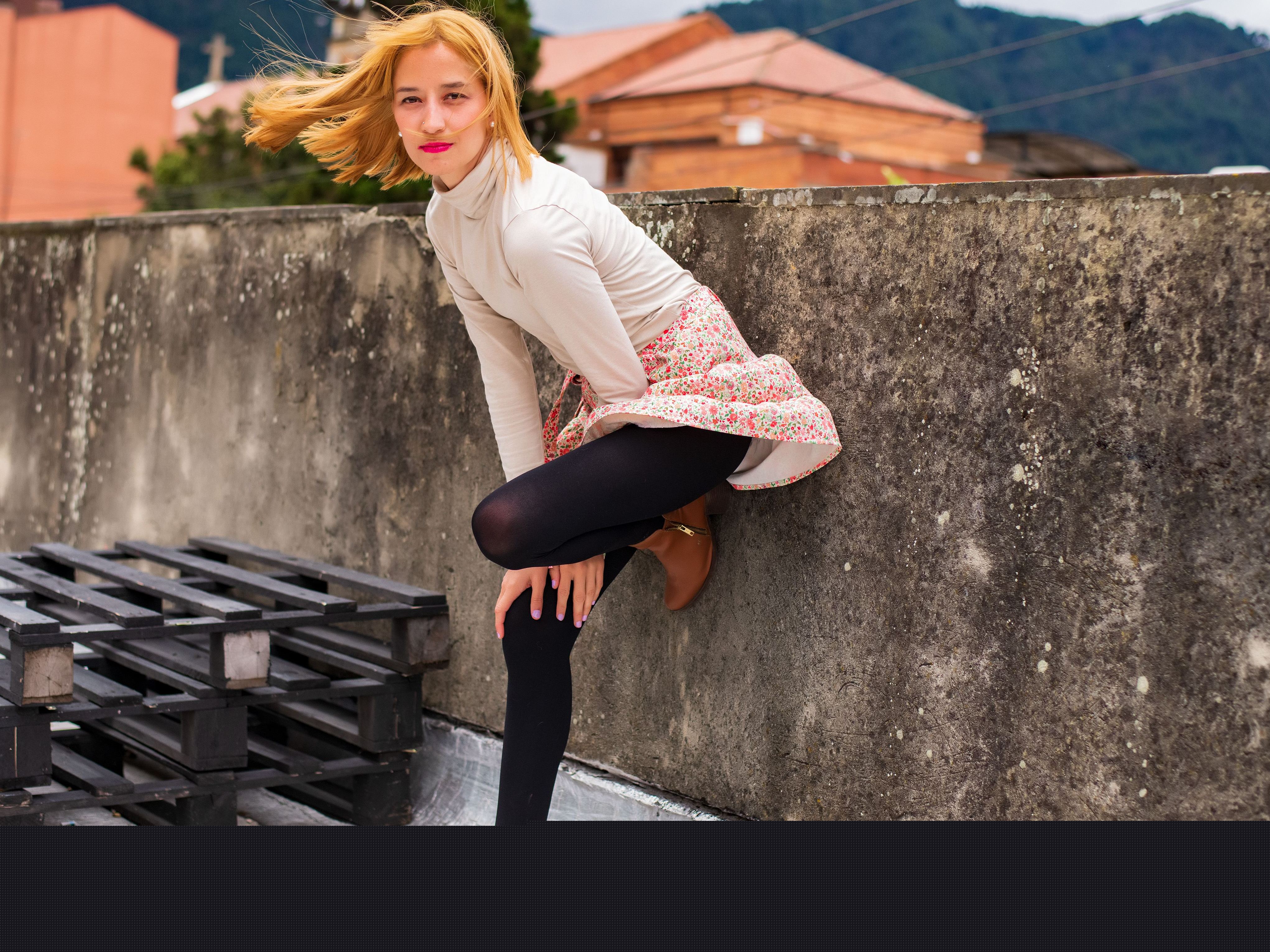 Live sex webcam photo for MIACLARKS #3250166