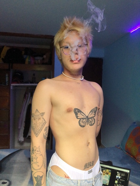 Live sex webcam photo for Highboyss #3427691