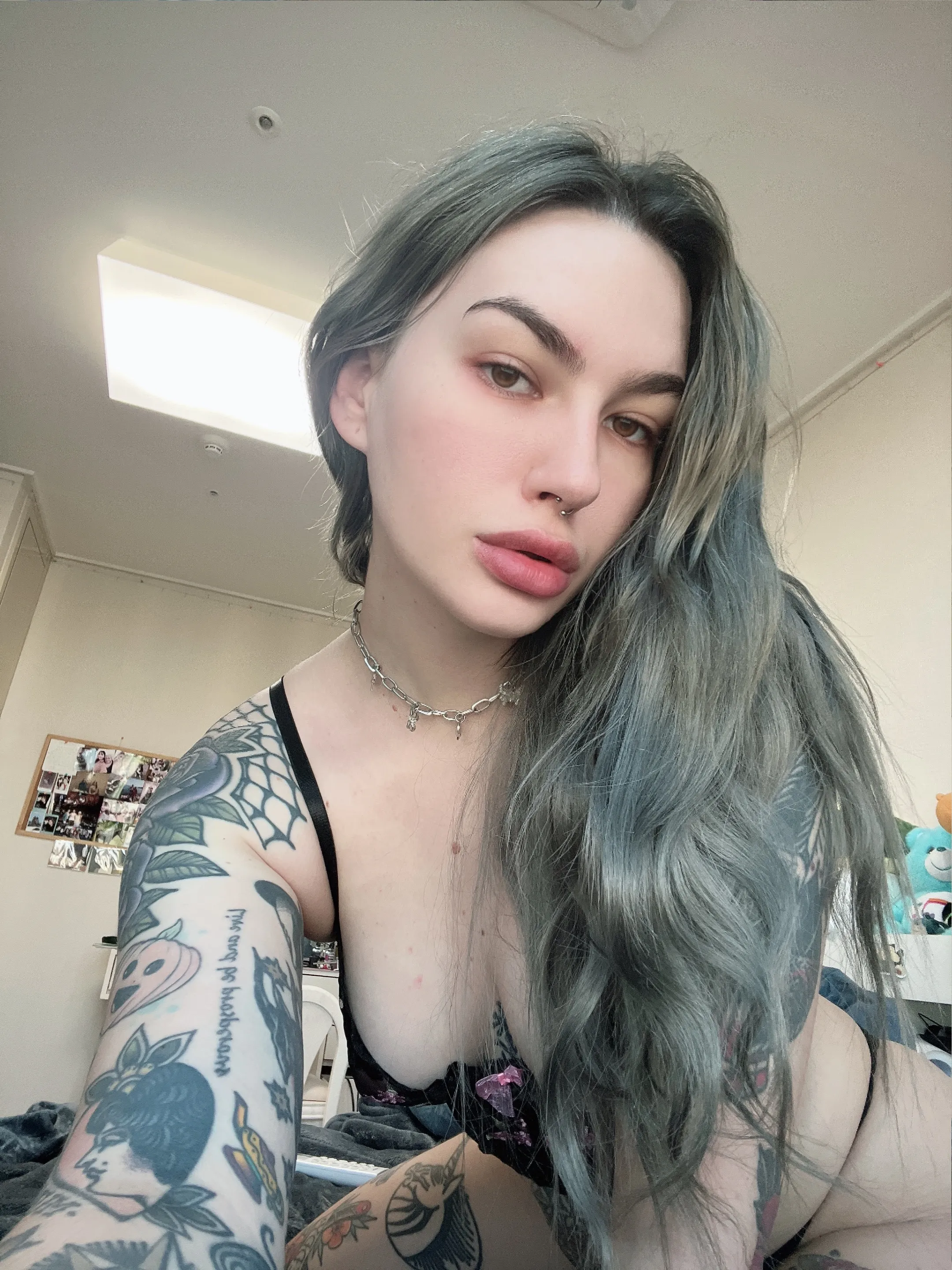 Live sex webcam photo for AurielPixie #3264114