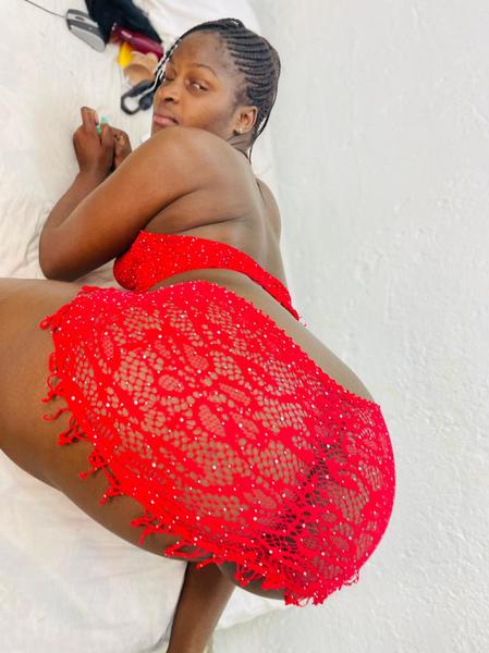 Live sex webcam photo for CurvyBlackDiamond #3245999