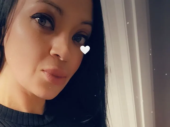 Live sex webcam photo for ChrisyLee69 #5365656