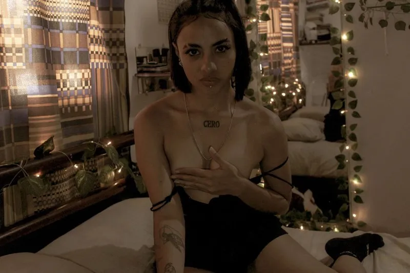 Live sex webcam photo for AngelinaQuin #3552421