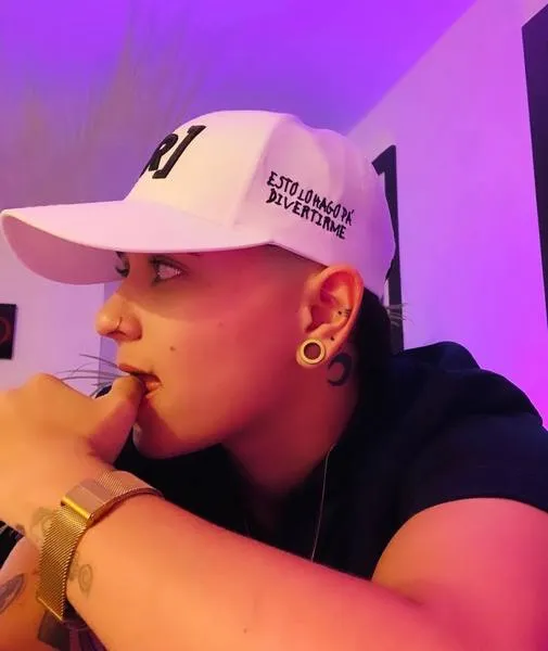 Live sex webcam photo for ZoeOwenss #3299033