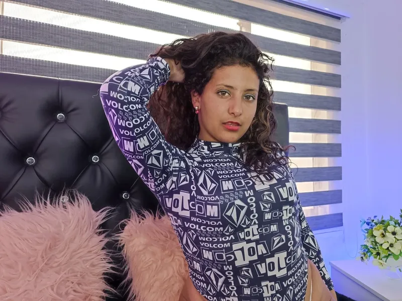 Live sex webcam photo for RouseMery #3242441