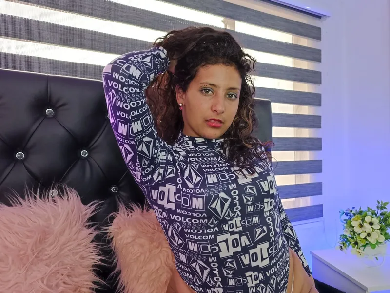 Live sex webcam photo for RouseMery #3242440