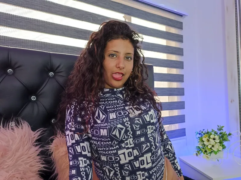 Live sex webcam photo for RouseMery #3242437