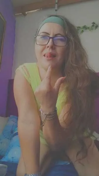 Live sex webcam photo for MargothClain #7877875