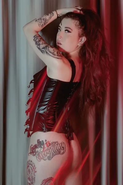 Live sex webcam photo for lolahbunny #3256774