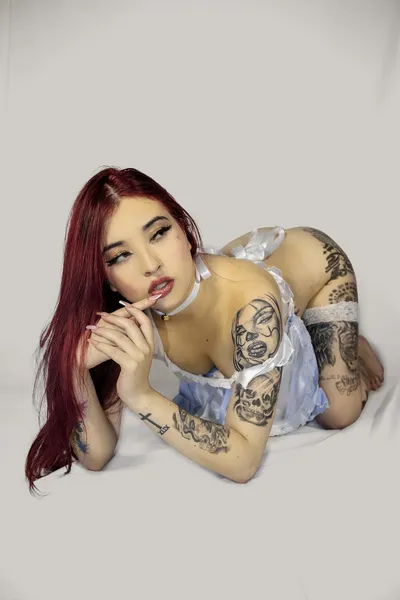 Live sex webcam photo for lolahbunny #3256731