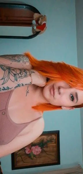 Live sex webcam photo for EmmaJhonnss #3241710