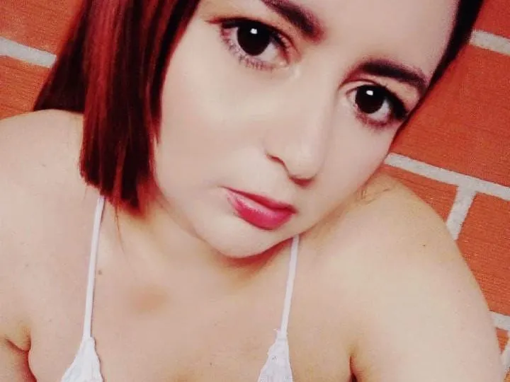 Live sex webcam photo for grecymendezz #3275317