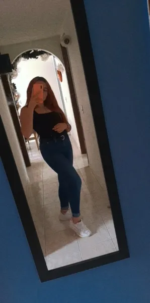Live sex webcam photo for hollyadamss #3462320