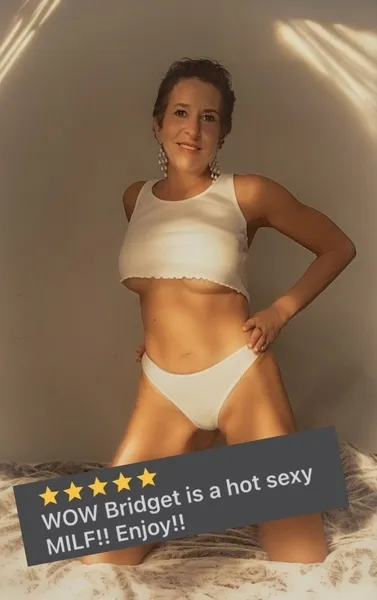 Live sex webcam photo for BridgetHolland #7819995