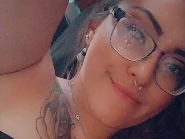 Live sex webcam photo for CherriMadden #3255026