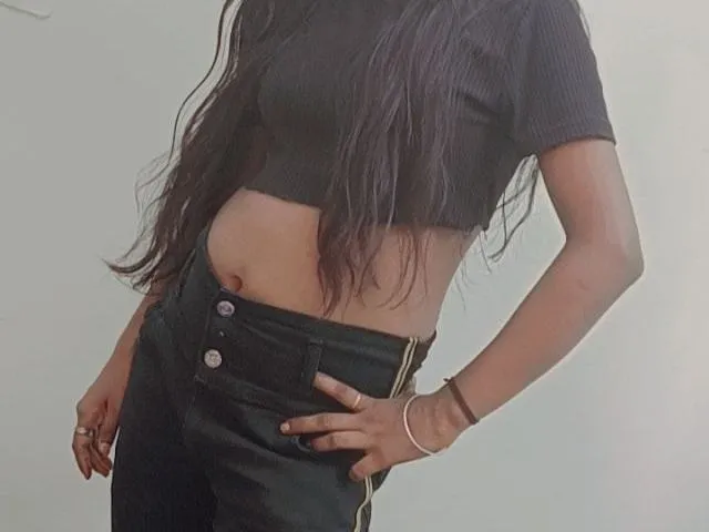 Live sex webcam photo for ShwetaTiwaari #3256079