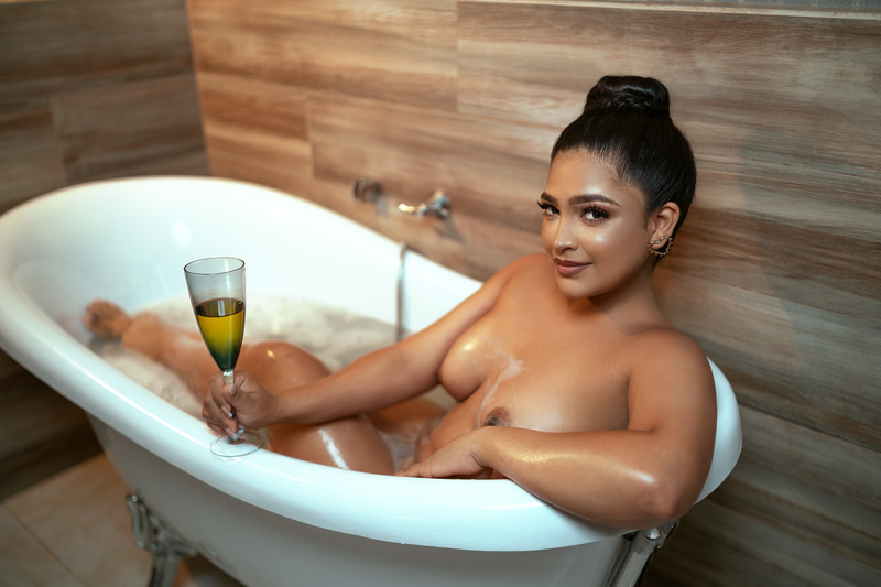 Live sex webcam photo for AdeleeGray #3542326