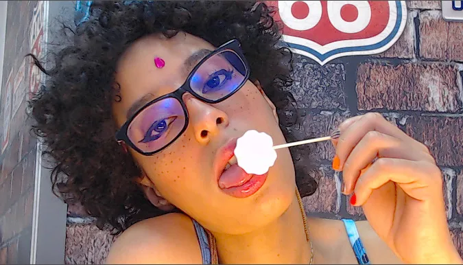 Live sex webcam photo for MissyJacob #3433007