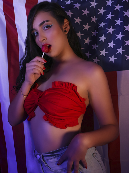 Live sex webcam photo for OliviaHanks #3302545