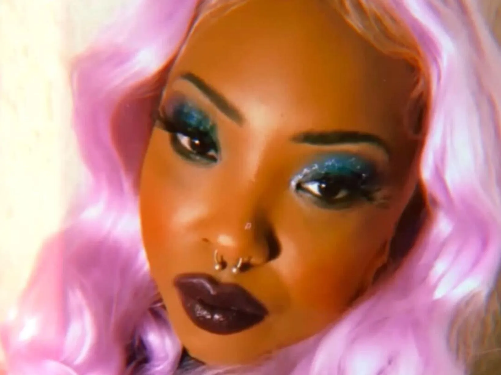 Live sex webcam photo for DeviledDona #3249820