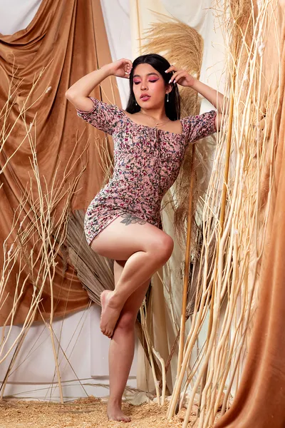 Live sex webcam photo for MelaniieDoll #4039832