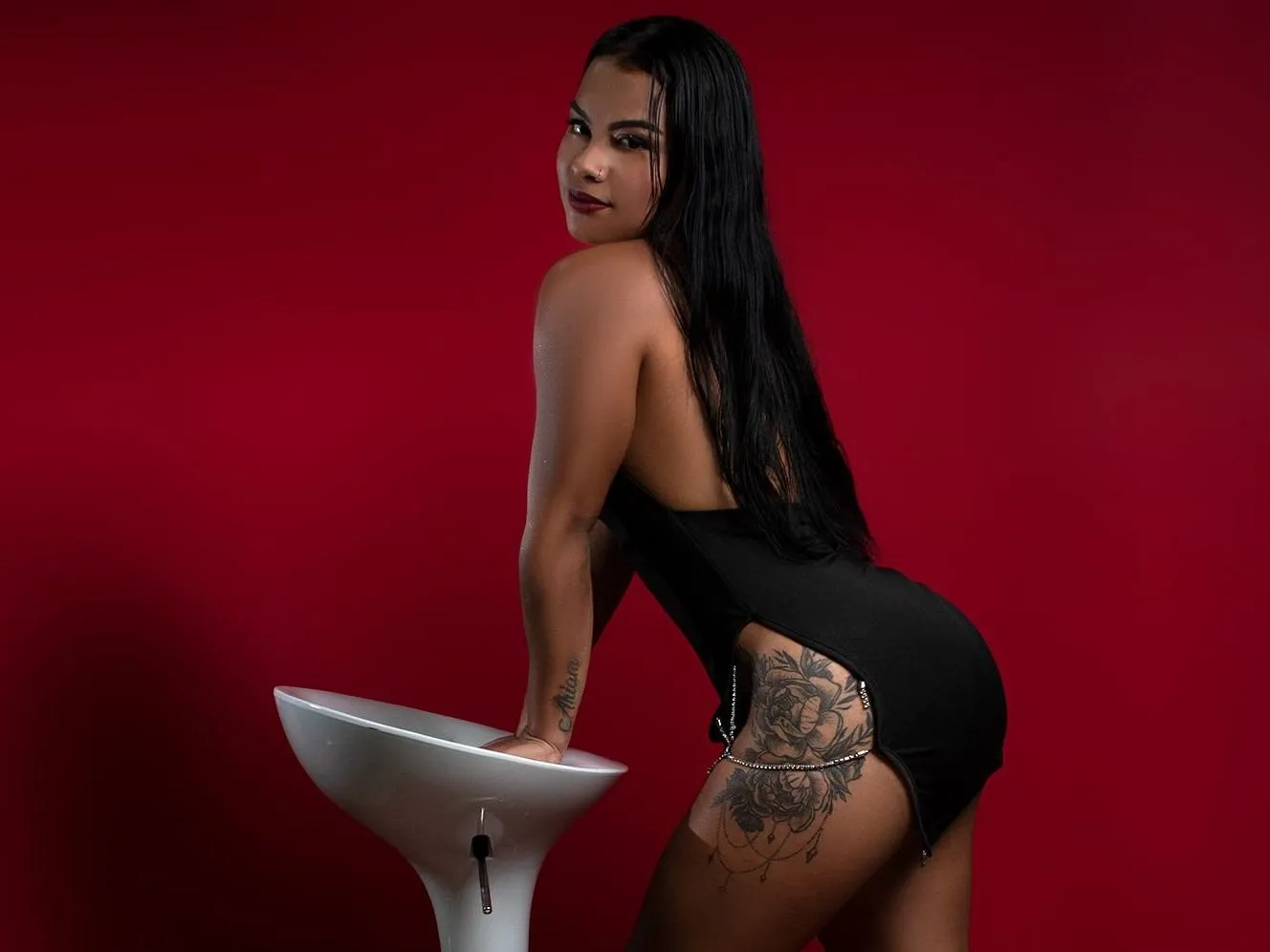 Live sex webcam photo for PAMELAKLAUS #3668111