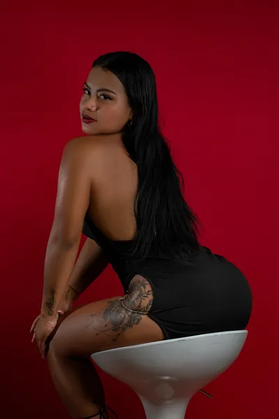 Live sex webcam photo for PAMELAKLAUS #3668117