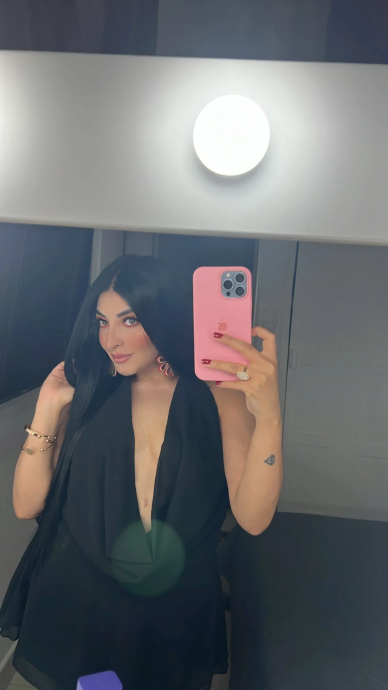 Live sex webcam photo for ArianaCortes #7779704