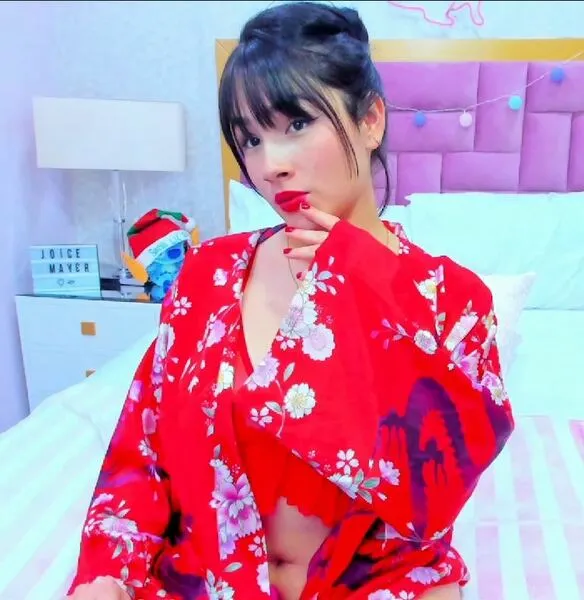 Live sex webcam photo for JoiiceeMayeer #3758604