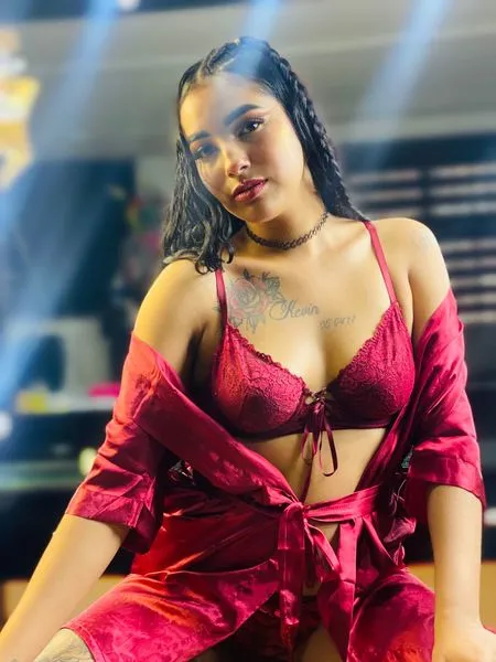 Live sex webcam photo for Megan77 #3264734