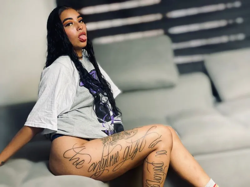 Live sex webcam photo for Megan77 #3264682