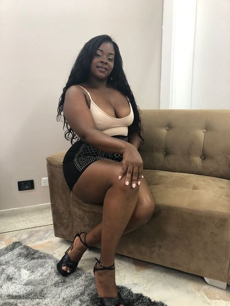 Live sex webcam photo for LucySmiith #3311234