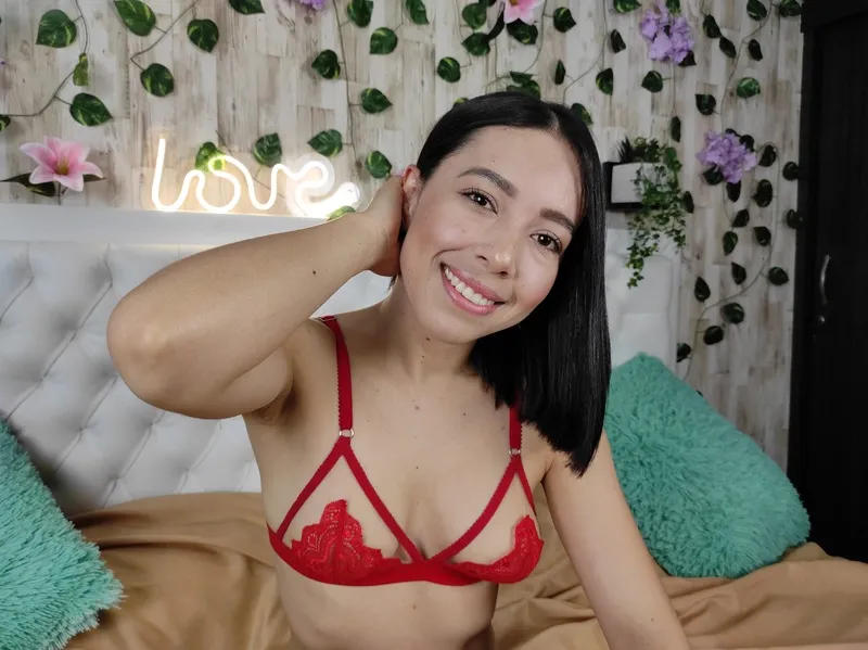 Live sex webcam photo for KaylinHunter #3259005