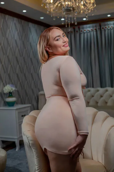 Live sex webcam photo for SARAHSASSY #3416903