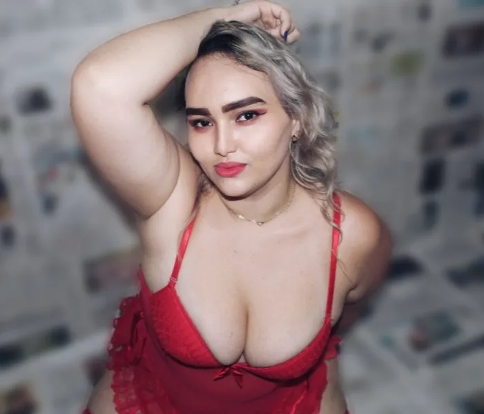 Live sex webcam photo for SARAHSASSY #3253972