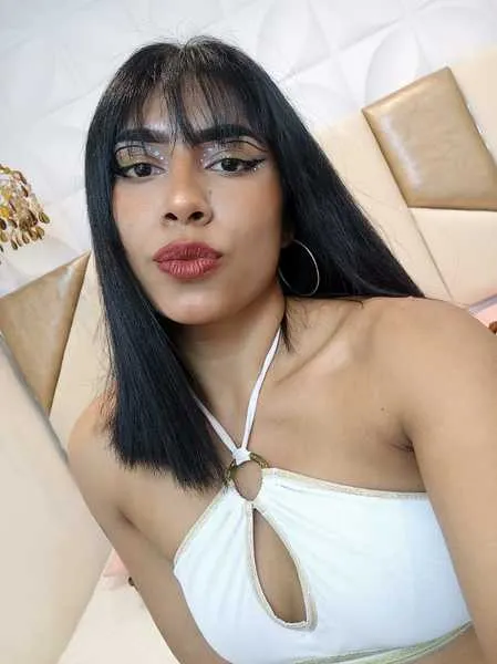 Live sex webcam photo for KattyLogan #3423966