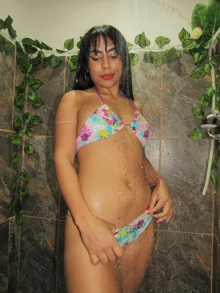 Live sex webcam photo for KattyLogan #3423981