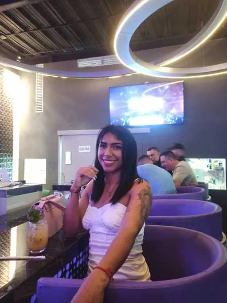 Live sex webcam photo for KattyLogan #3423968