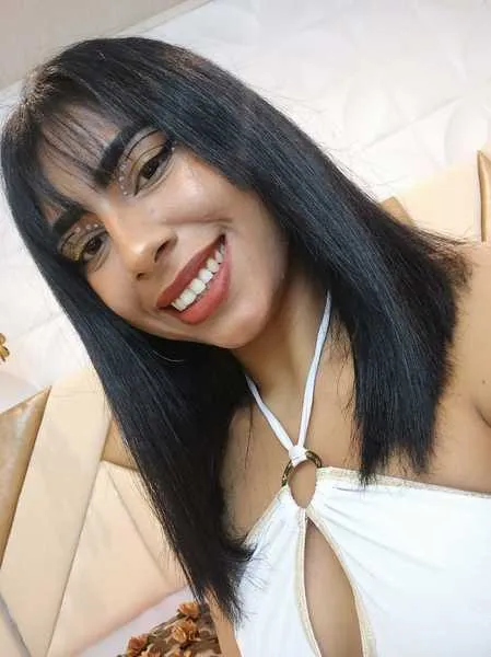 Live sex webcam photo for KattyLogan #3423971