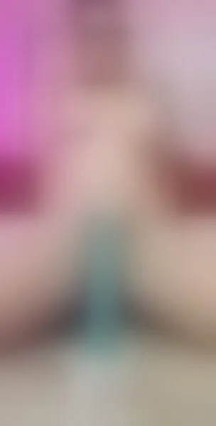 Live sex webcam photo for lolanolimitss #3761560