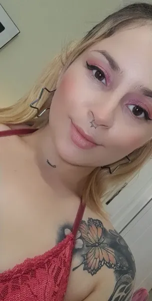 Live sex webcam photo for lolanolimitss #3367448