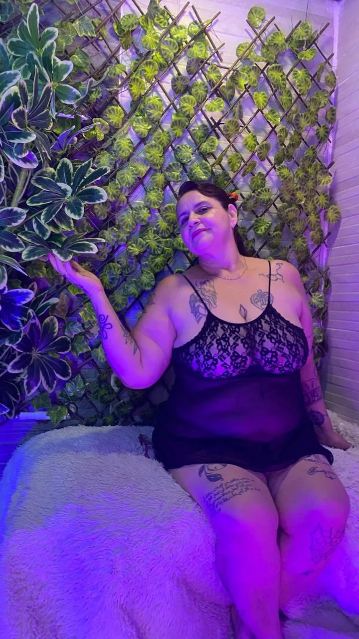 Live sex webcam photo for LaurenRiley #8160741