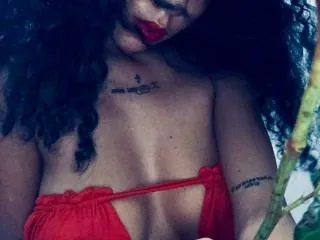 Live sex webcam photo for LaizaSamtha #6216648