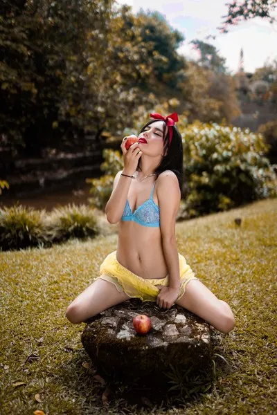 Live sex webcam photo for AngelCartteer #3426238