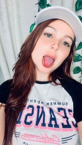 Live sex webcam photo for KamiiLove #3296879