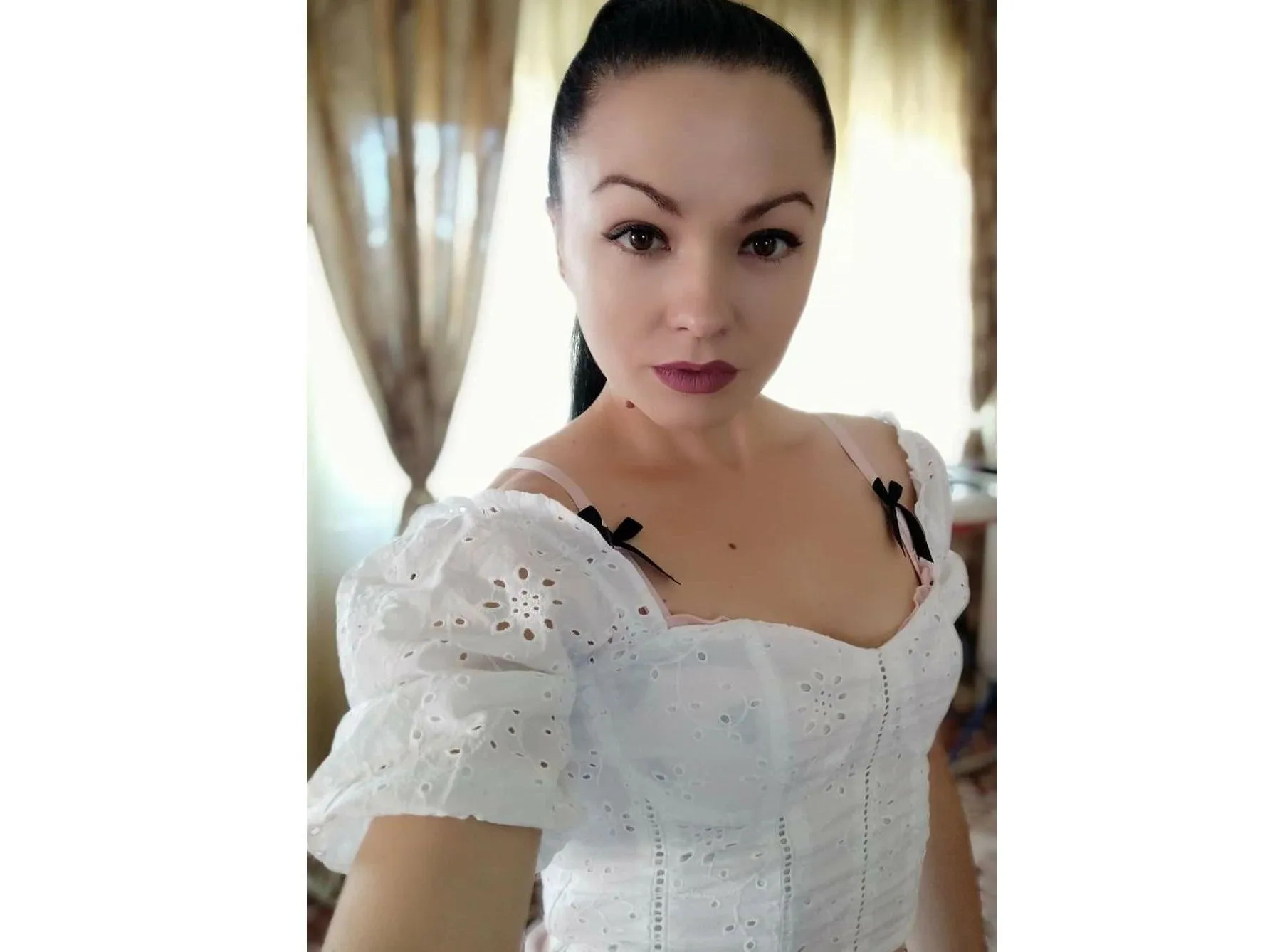 Live sex webcam photo for ROSSAx #3270017