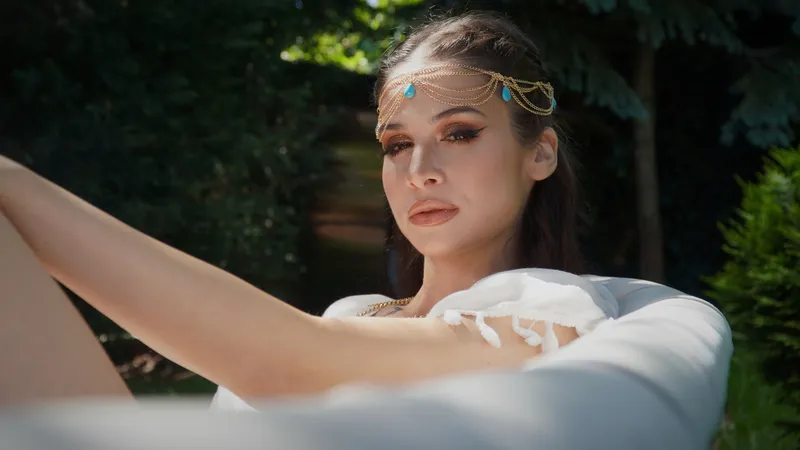 Live sex webcam photo for BellaSuffers #3419904