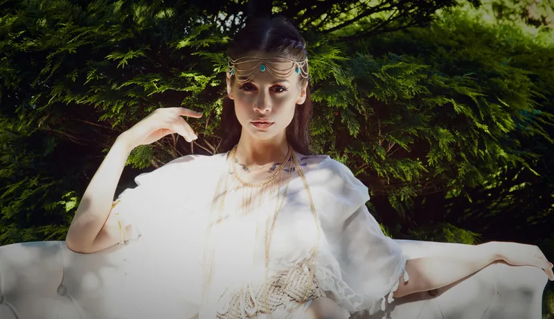 Live sex webcam photo for BellaSuffers #3419896