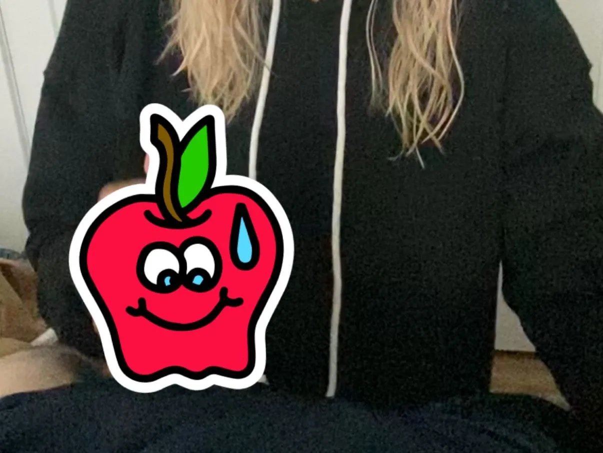 Live sex webcam photo for CamandAce #3272432