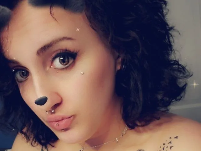 Live sex webcam photo for mrskinkybb #3265603